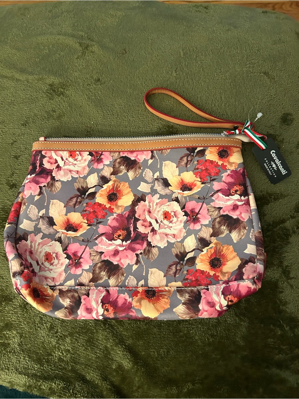 NWT Cavalcanti Italian Leather Floral Wristlet Clutch.-Grey Peony./ Fuchsia